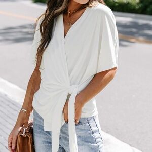 NWT Women's Size Large Ivory Short Sleeve Wrap Top Blouse